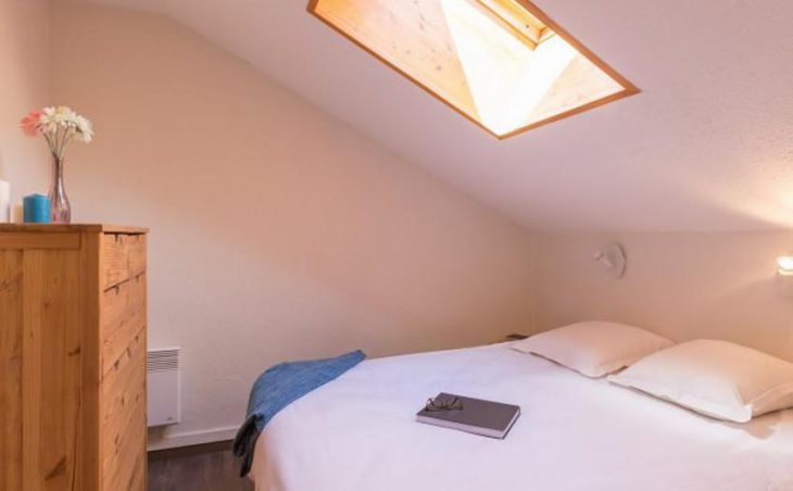 Les Ravines, Meribel, Double Bedroom 3